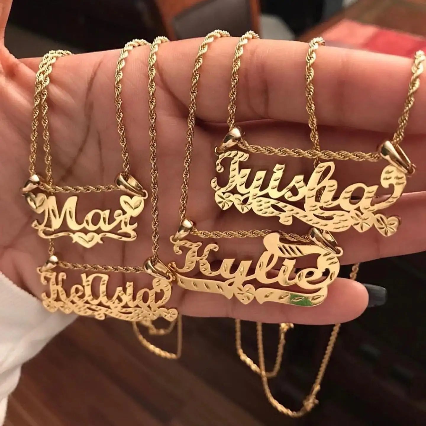 New Custom Jewelry Name Necklace with Butterfly Pendant